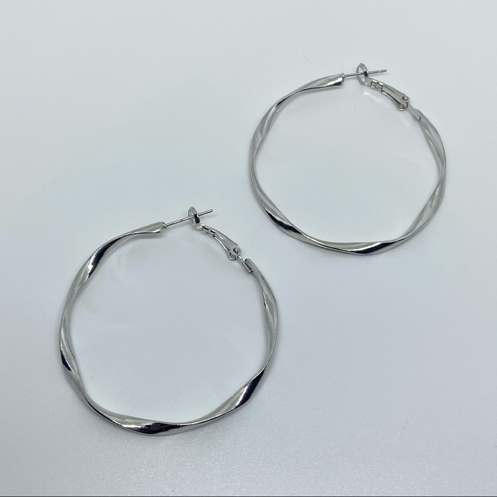 Silver Twist Hoop Earrings